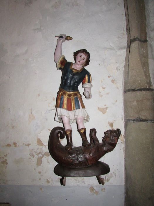 statue : Saint Michel