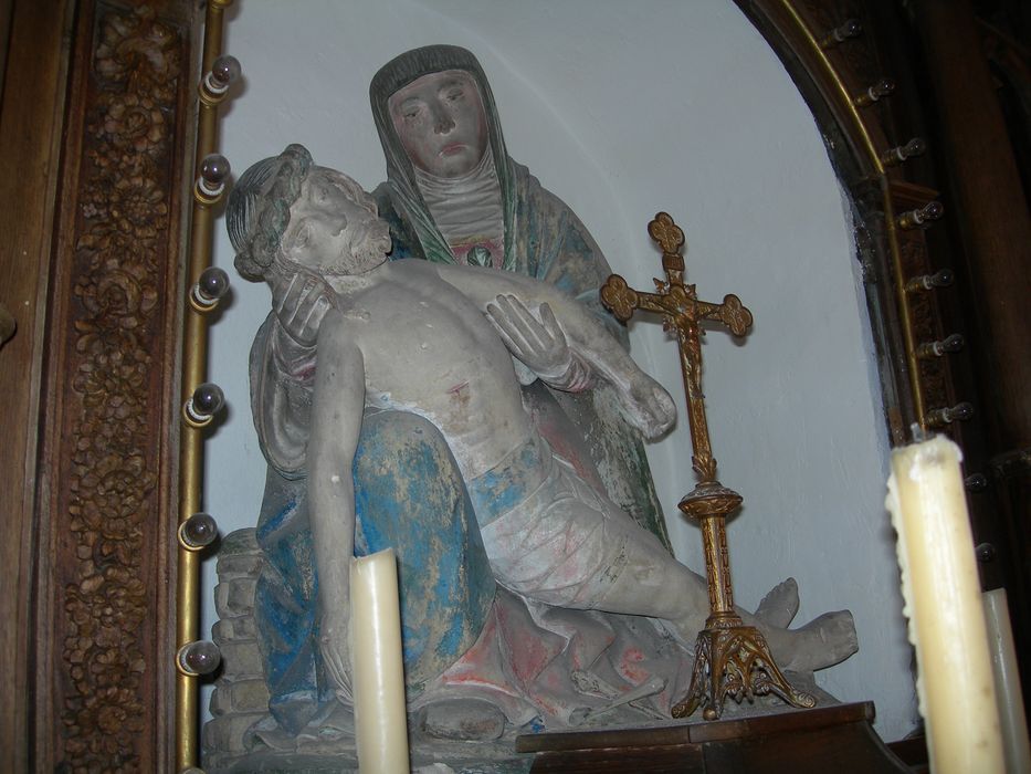 statue : Vierge de Pitié