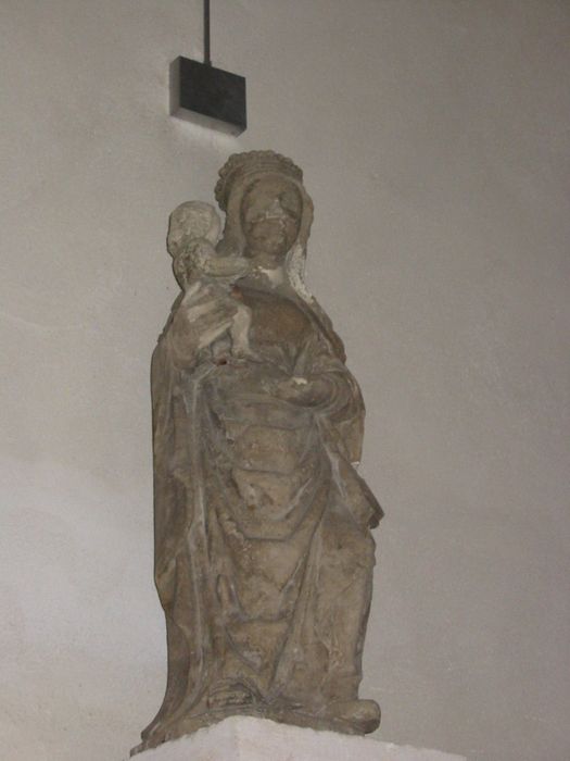 statue : Vierge à l'Enfant