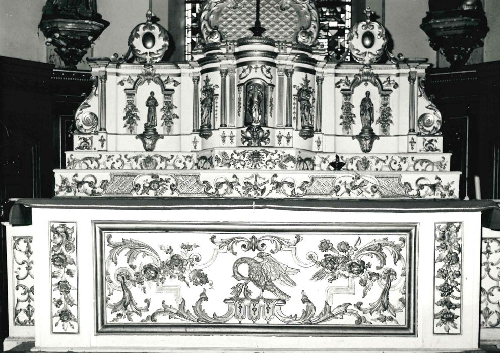 autel, gradins d'autel, tabernacle, exposition (maître-autel) - © Ministère de la Culture (France), Direction Régionale des Affaires Culturelles du Grand Est – Tous droits réservés