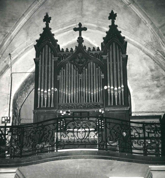 clôture de tribune (grille), orgue de tribune