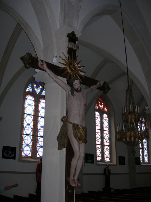 croix : Christ en croix