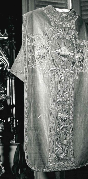 chasuble (ornement or)