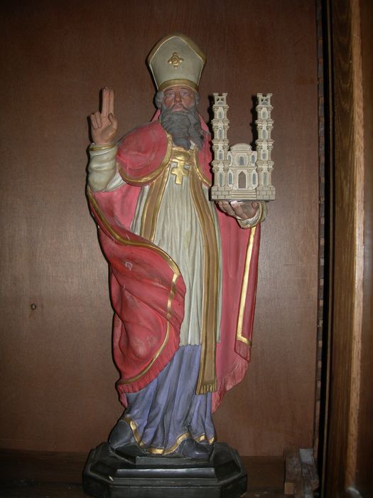 statue : Saint Bodon tenant l'église d'Etival