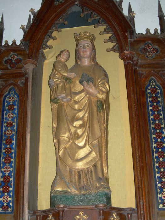 statue : Vierge à l'Enfant et à la grappe