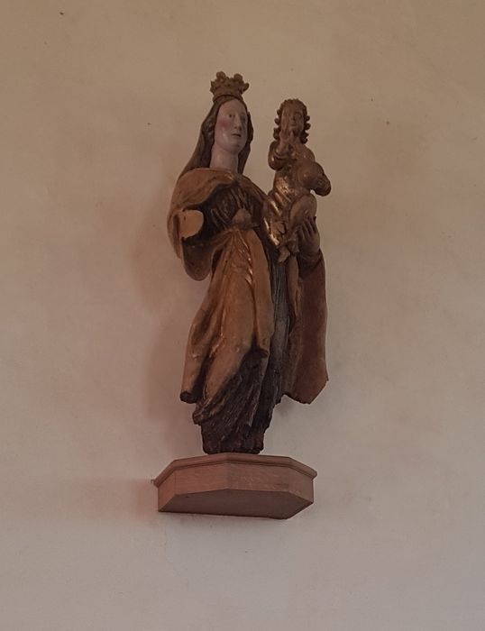 statue : Vierge à l'Enfant