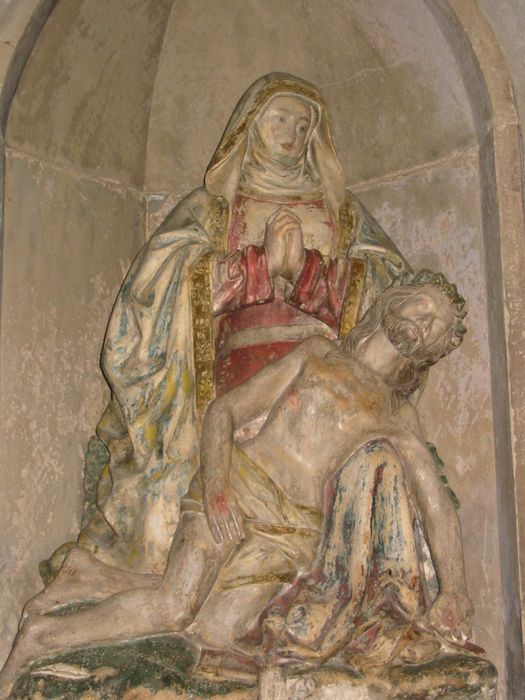 Statue : Vierge de Pitié