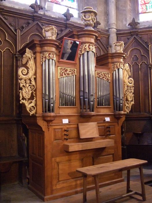 orgue de choeur - © Ministère de la Culture (France), Direction Régionale des Affaires Culturelles ddu Grand Est – Tous droits réservés