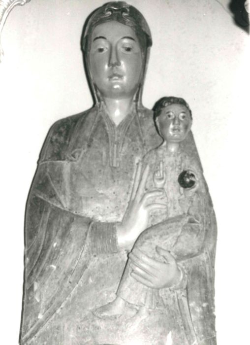 statue : Vierge à l'Enfant dite du trésor, vue partielle