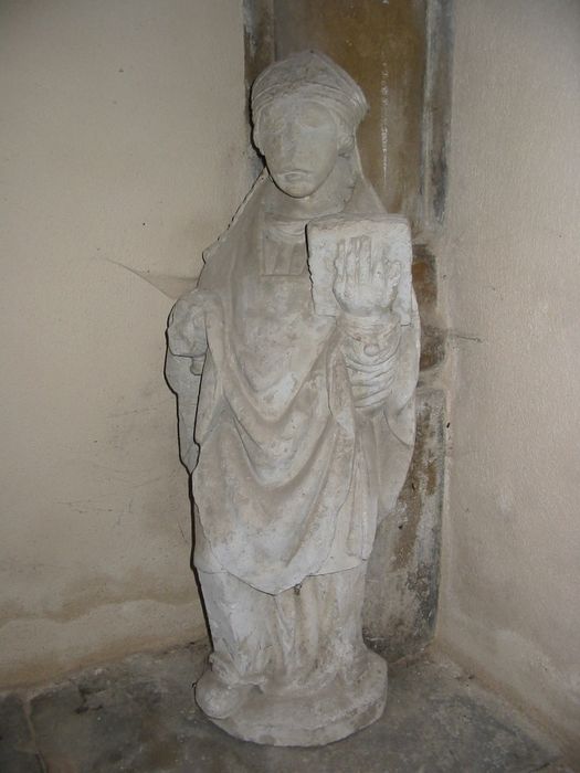 statue : Saint évêque