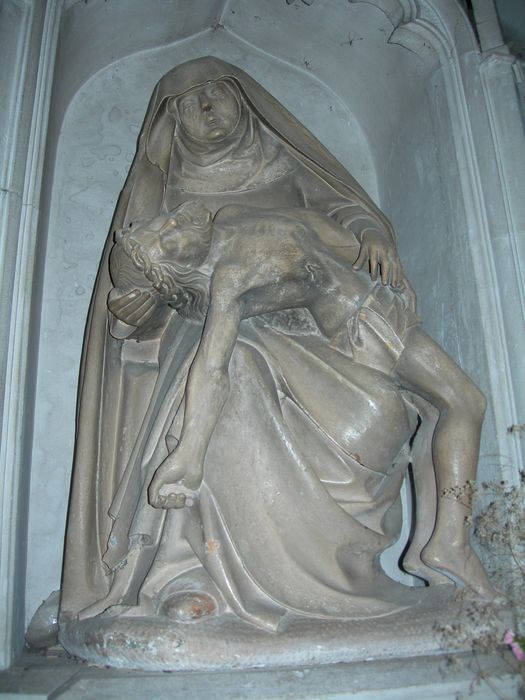 groupe sculpté : Vierge de Pitié