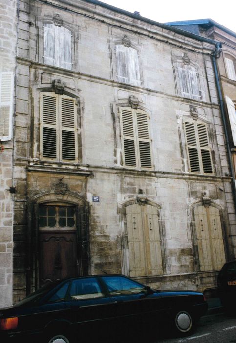 façade sur rue