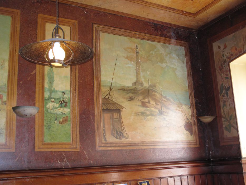 salle de restaurant, vue partielle du décor peint