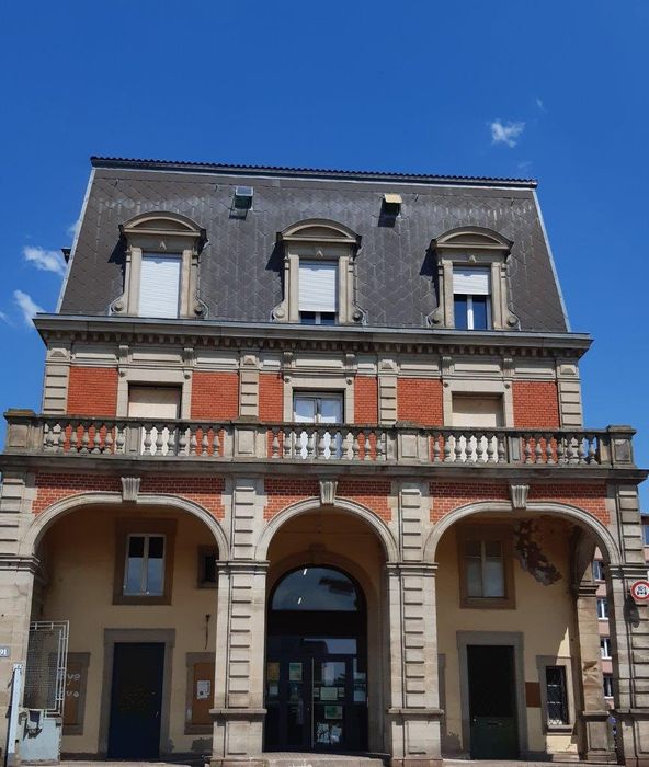 façade sur rue