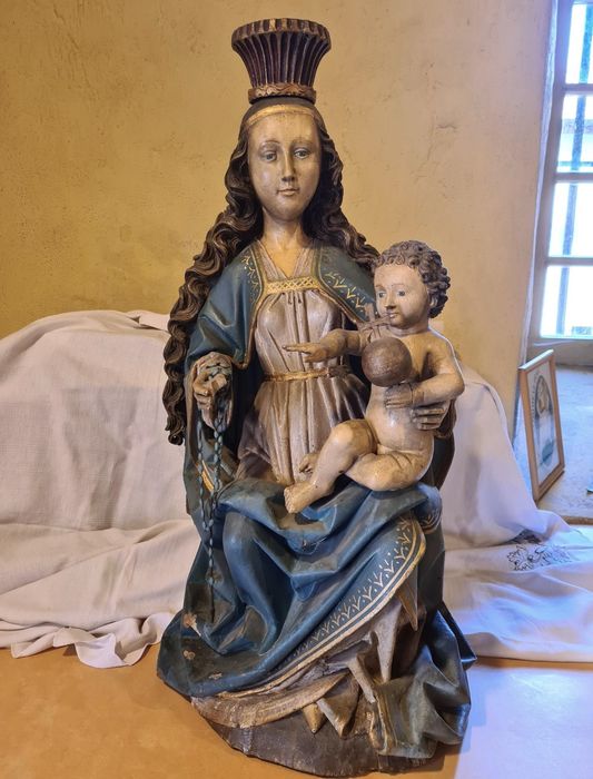 Statue : Vierge à l'Enfant