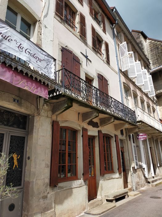 façade sur rue