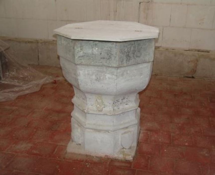 fonts baptismaux