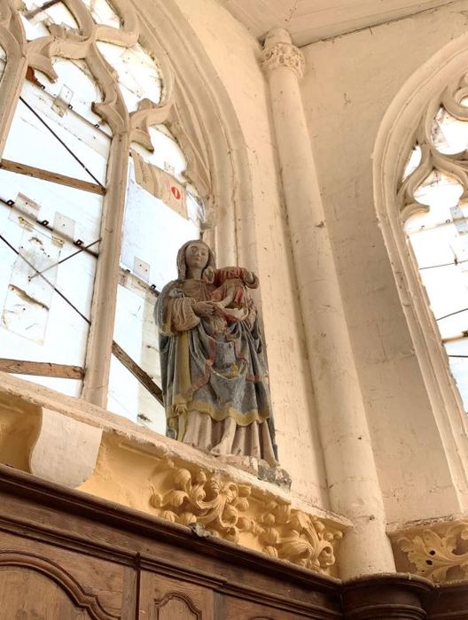 statue : Vierge à l’Enfant