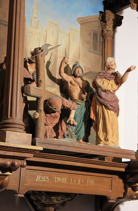 chemin de croix, station n°7: Jésus tombe la 2e fois, détail