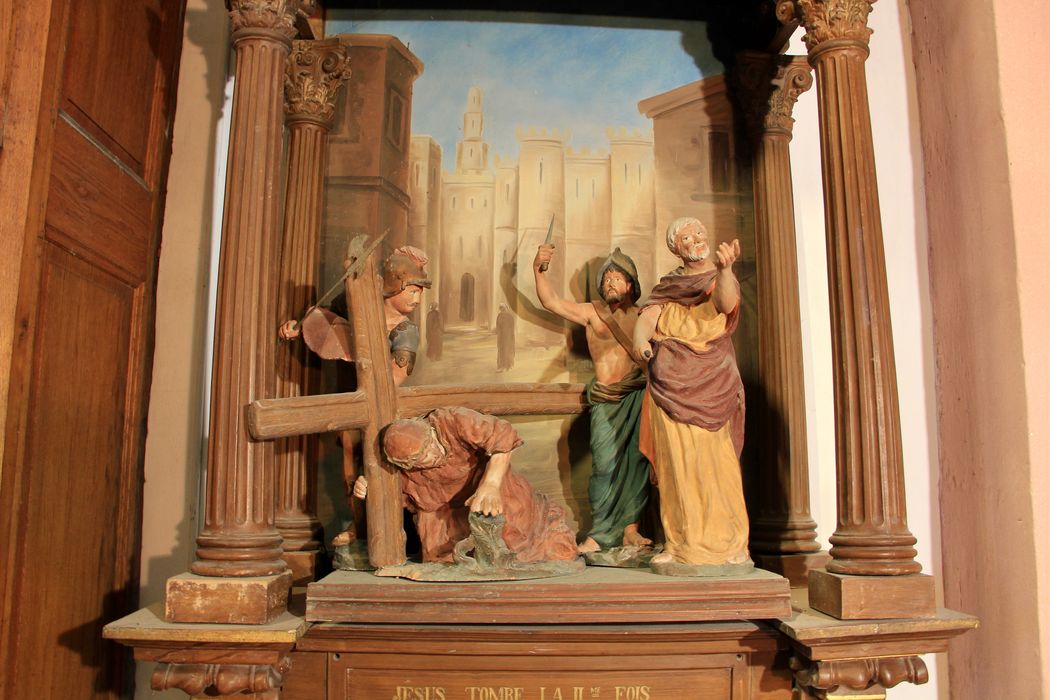 chemin de croix, station n°7: Jésus tombe la 2e fois