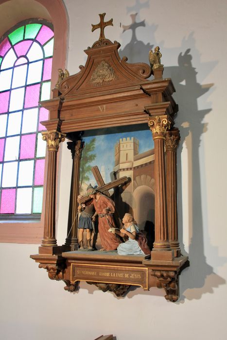 chemin de croix, station n°6 : Sainte Véronique essuie la face de Jésus