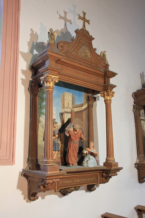 chemin de croix, station n°6 : Sainte Véronique essuie la face de Jésus