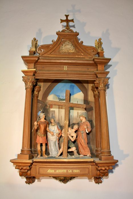 chemin de croix, station n°2 : Jésus accepte sa croix