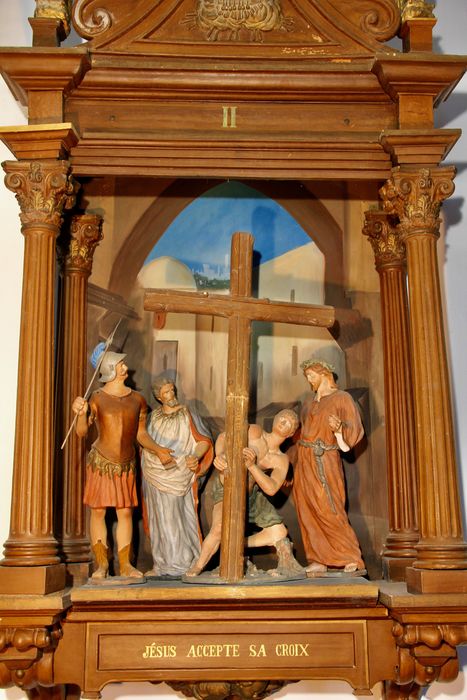 chemin de croix, station n°2 : Jésus accepte sa croix