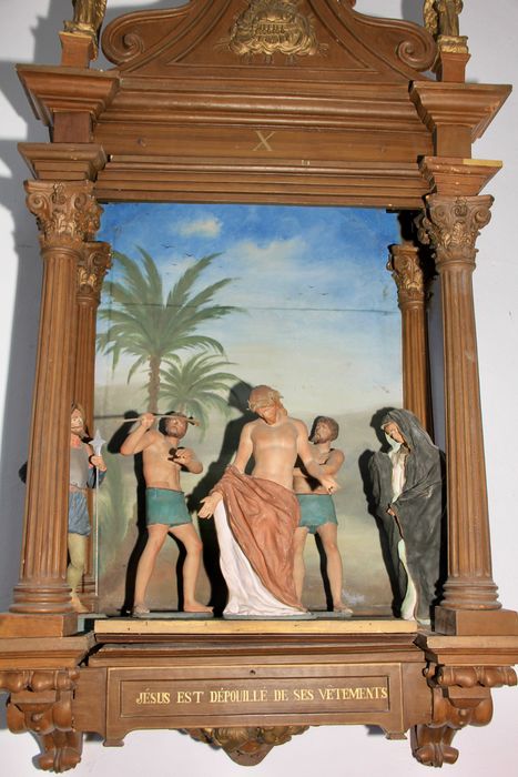 chemin de croix, station n°10 : Jésus est dépouillé de ses vêtements