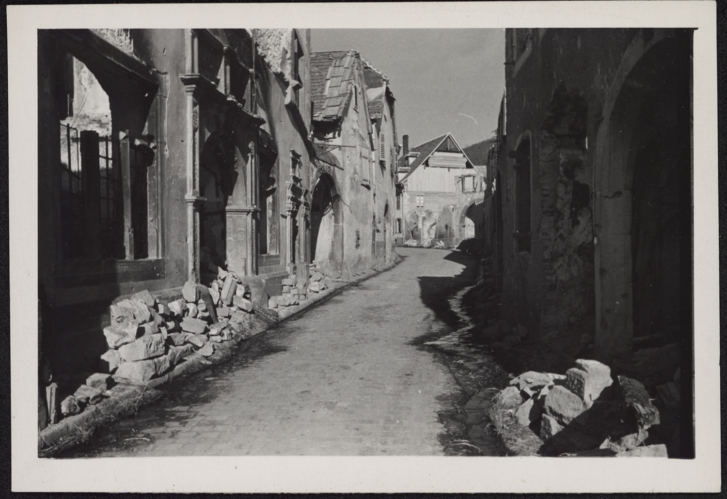 Dommages de guerre, vue des ruines.