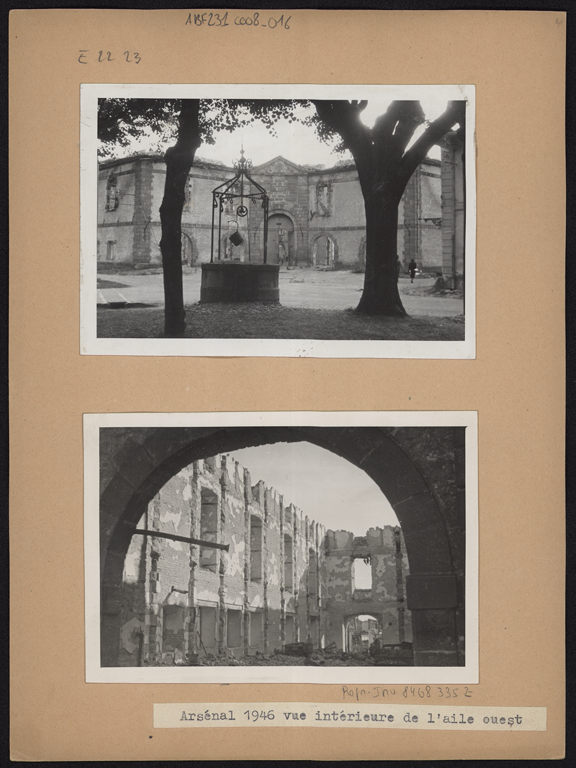 Dommages de guerre, vue d’ensemble et vue intérieure de l’aile ouest en 1946.