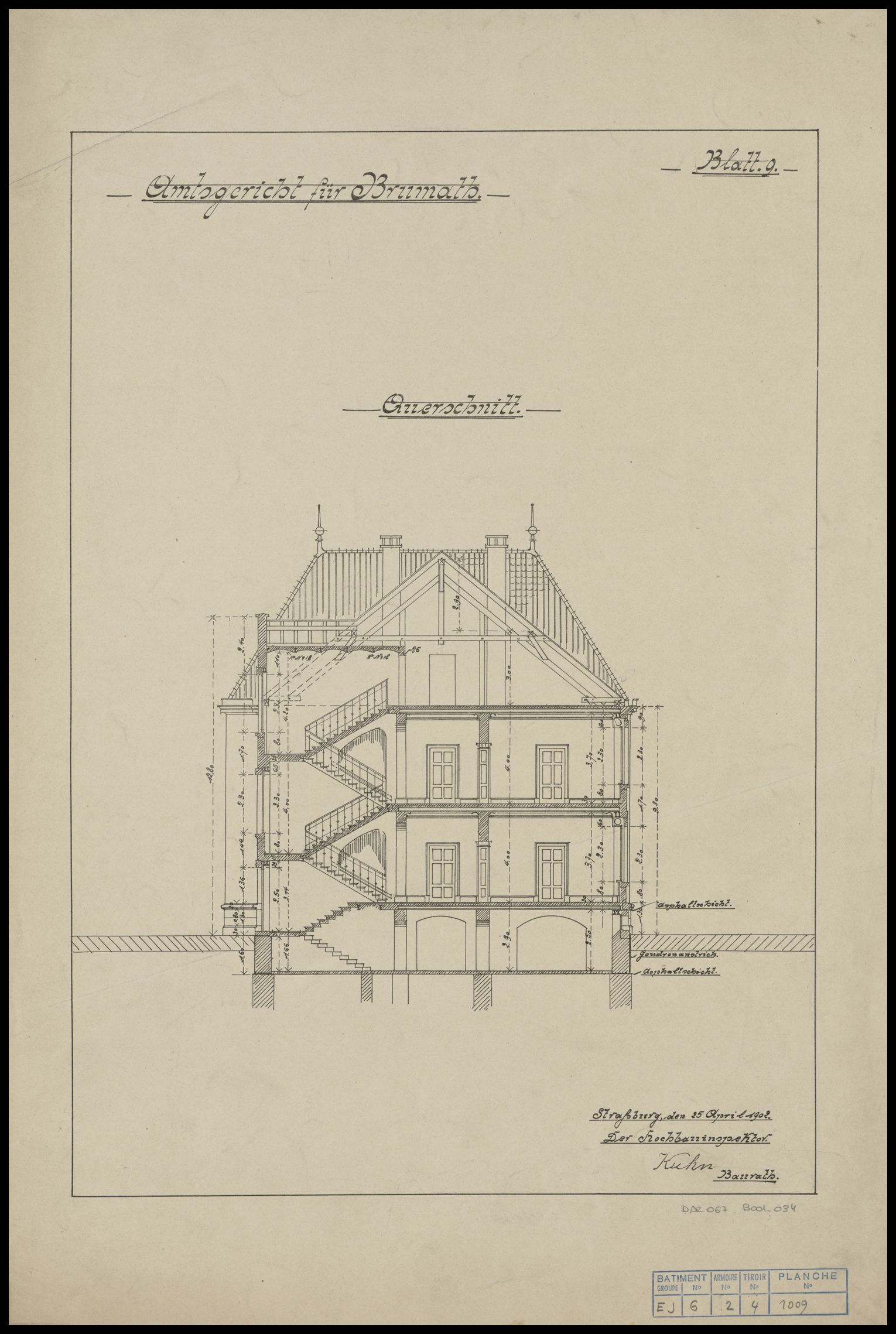 Nouveau bâtiment du tribunal, coupe transversale en élévation.