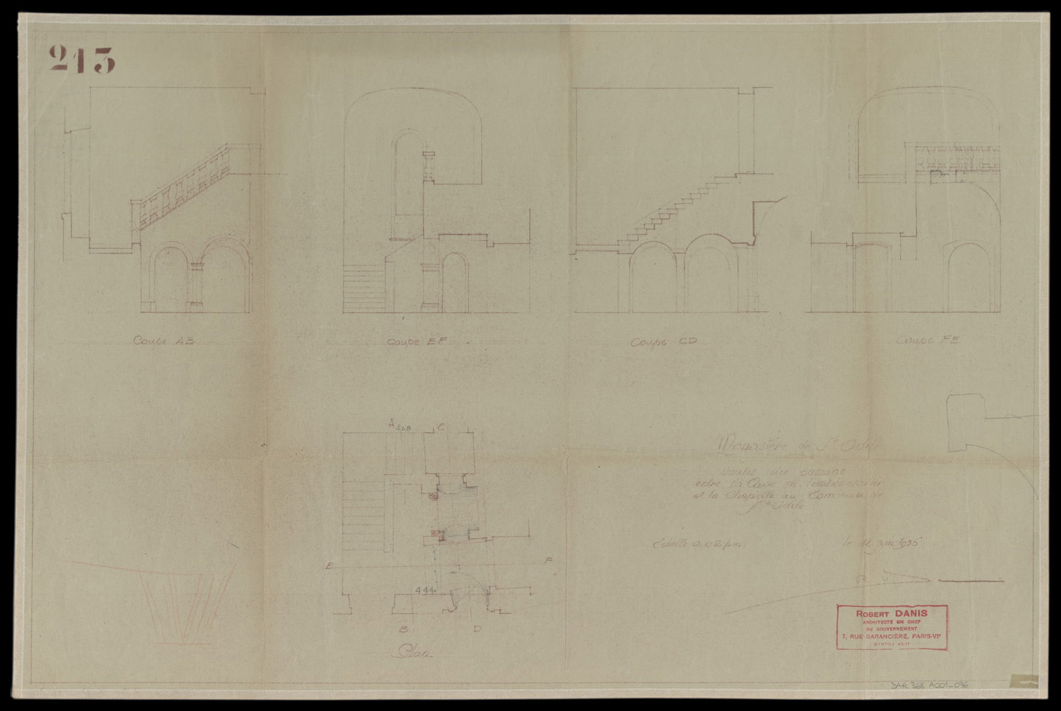 Cage du vieil escalier et chapelle du Tombeau, plan de masse et coupes.