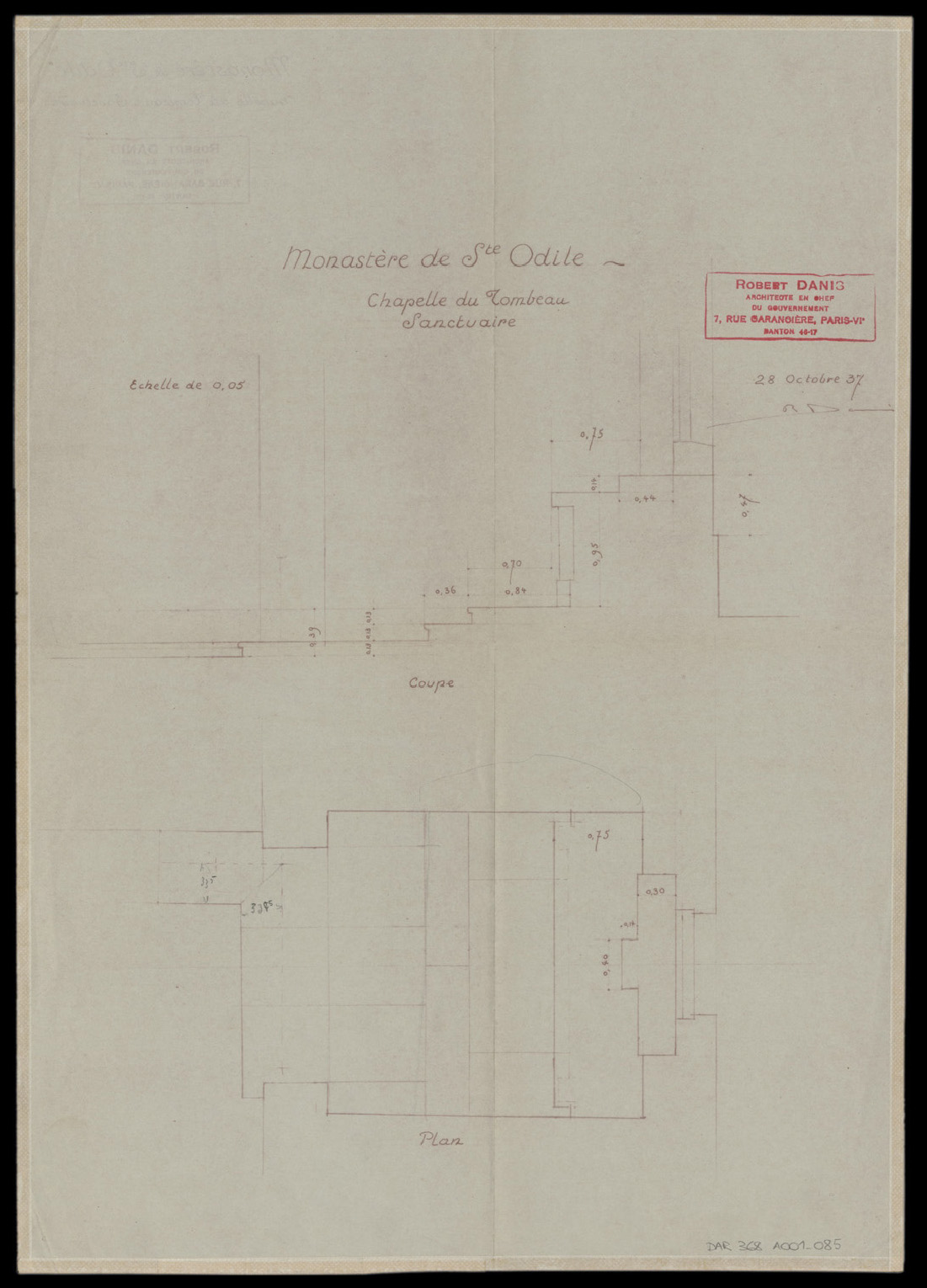 Chapelle du Tombeau, plan de masse et coupe sur le sanctuaire.