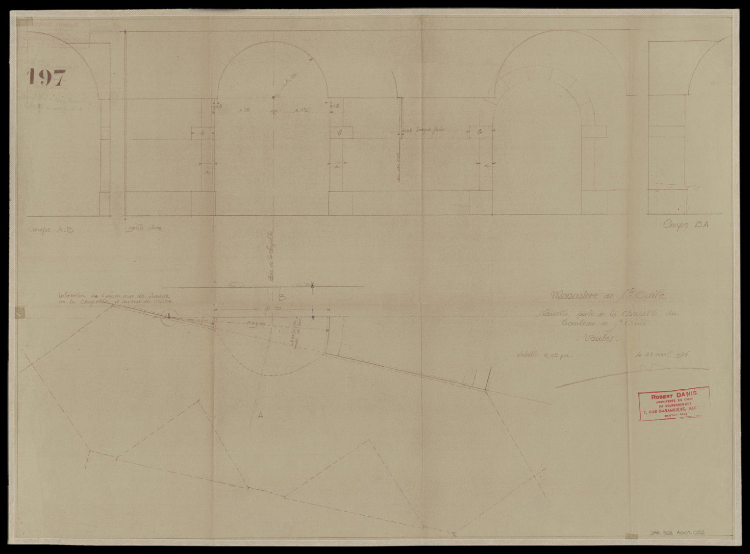 Chapelle du Tombeau, plan et élévation de la nouvelle porte.