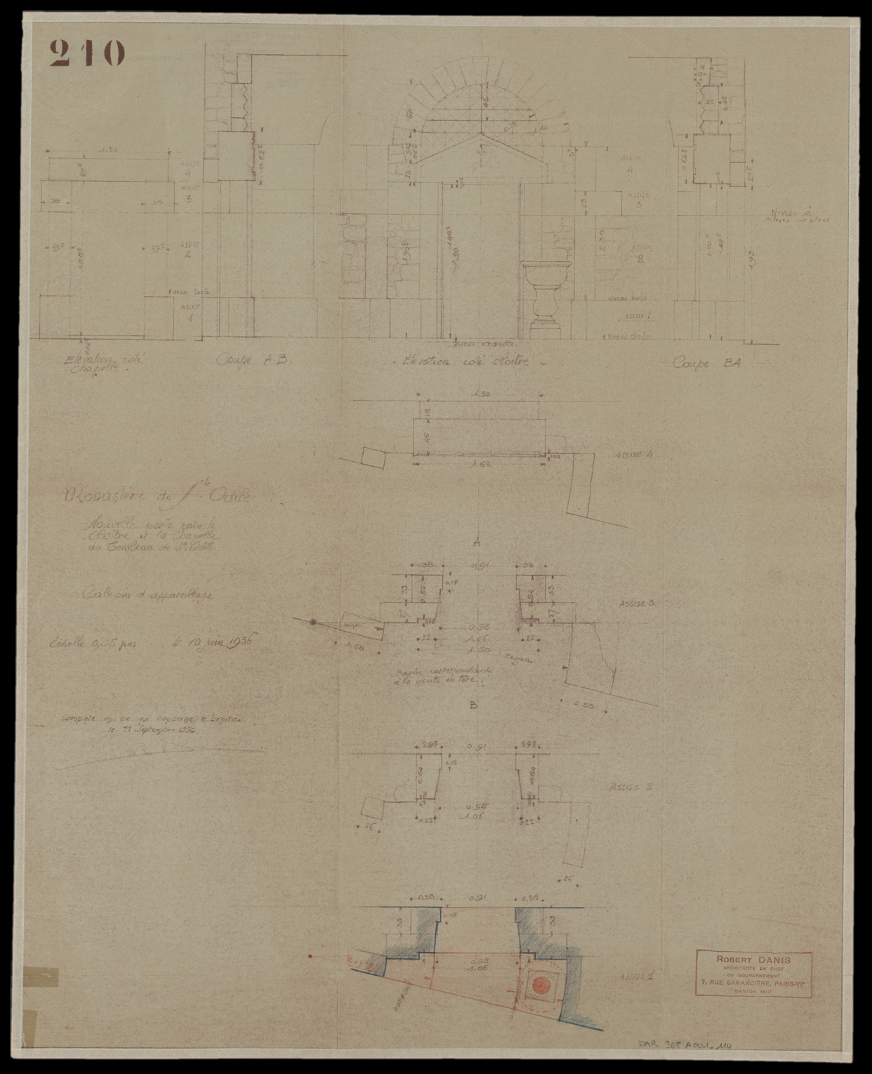 Nouvelle porte entre le cloître et la chapelle du Tombeau, plans de masse, élévations et coupes.