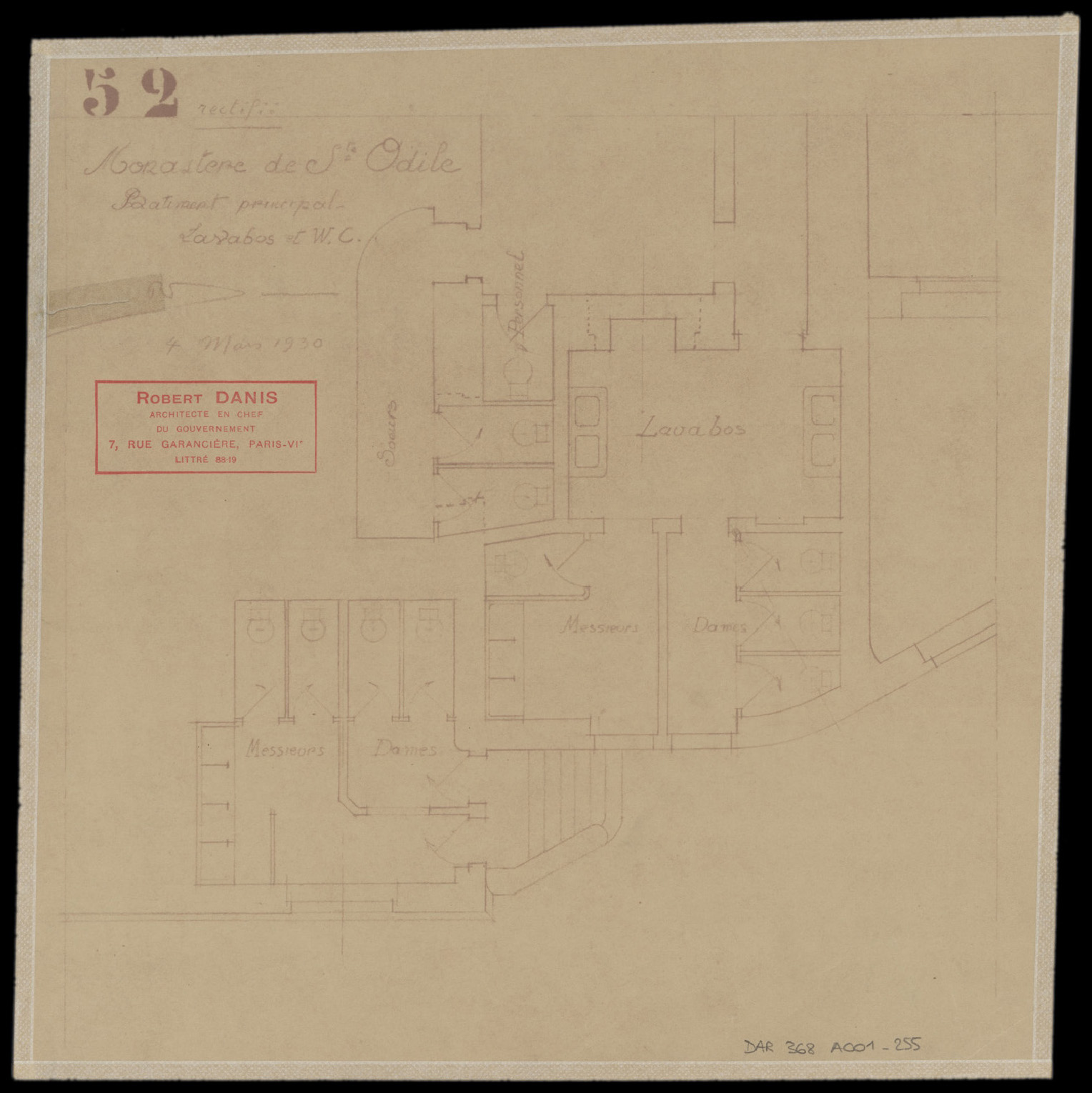 Bâtiment principal, plan de masse de sanitaires.