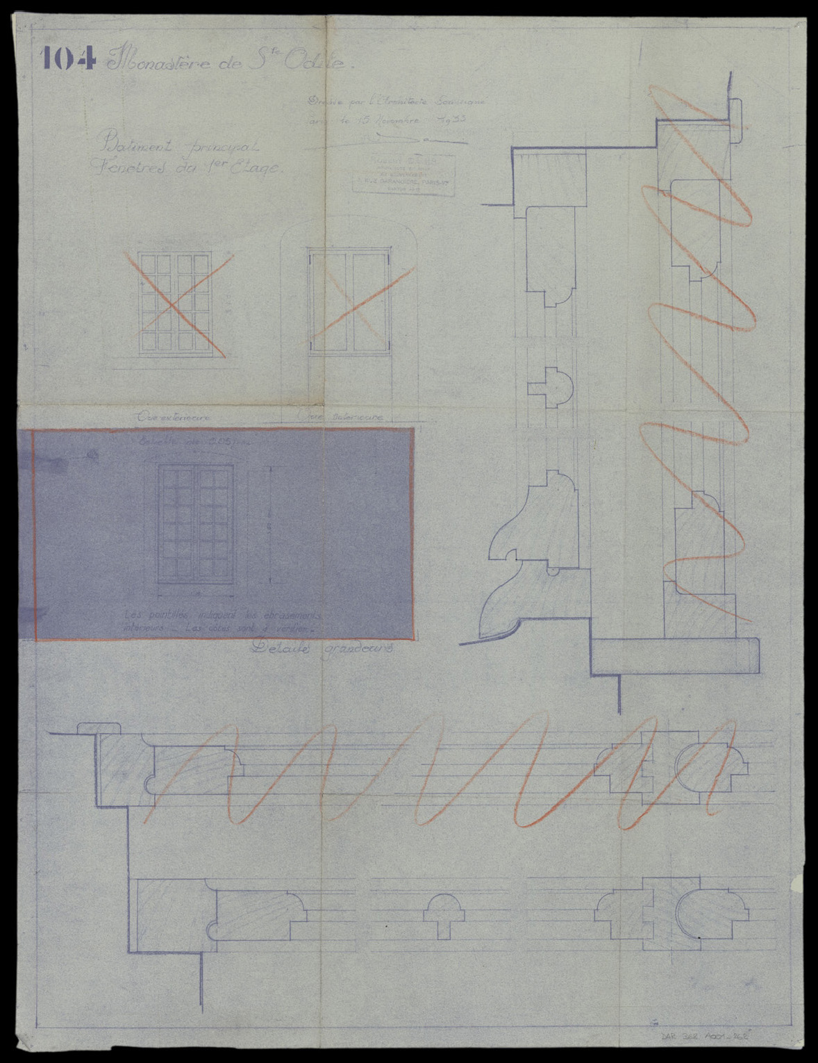 Bâtiment principal, détails des fenêtres du premier étage.