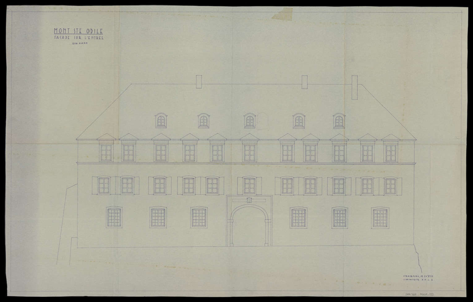 Elévation de la façade sur l’entrée.