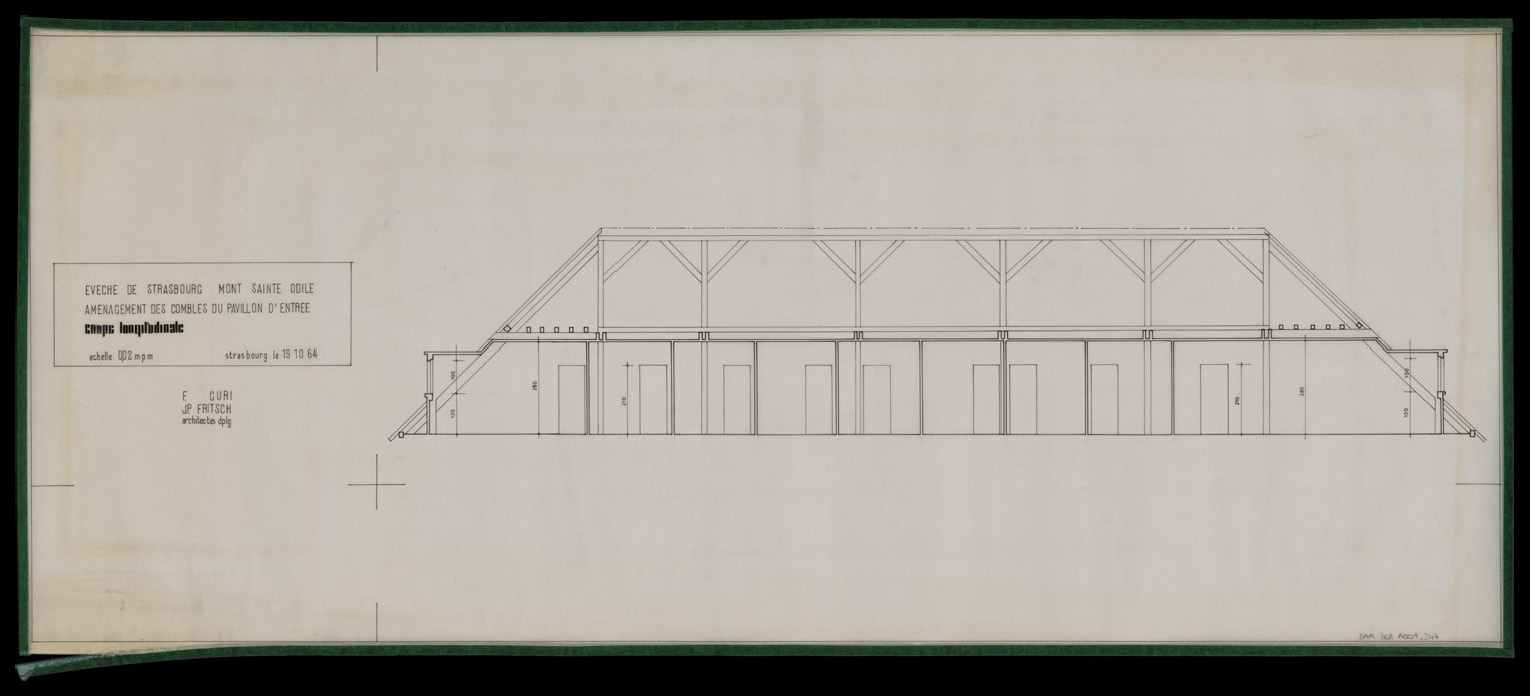 Projet d’aménagement des combles du pavillon d’entrée, coupe sur la charpente.