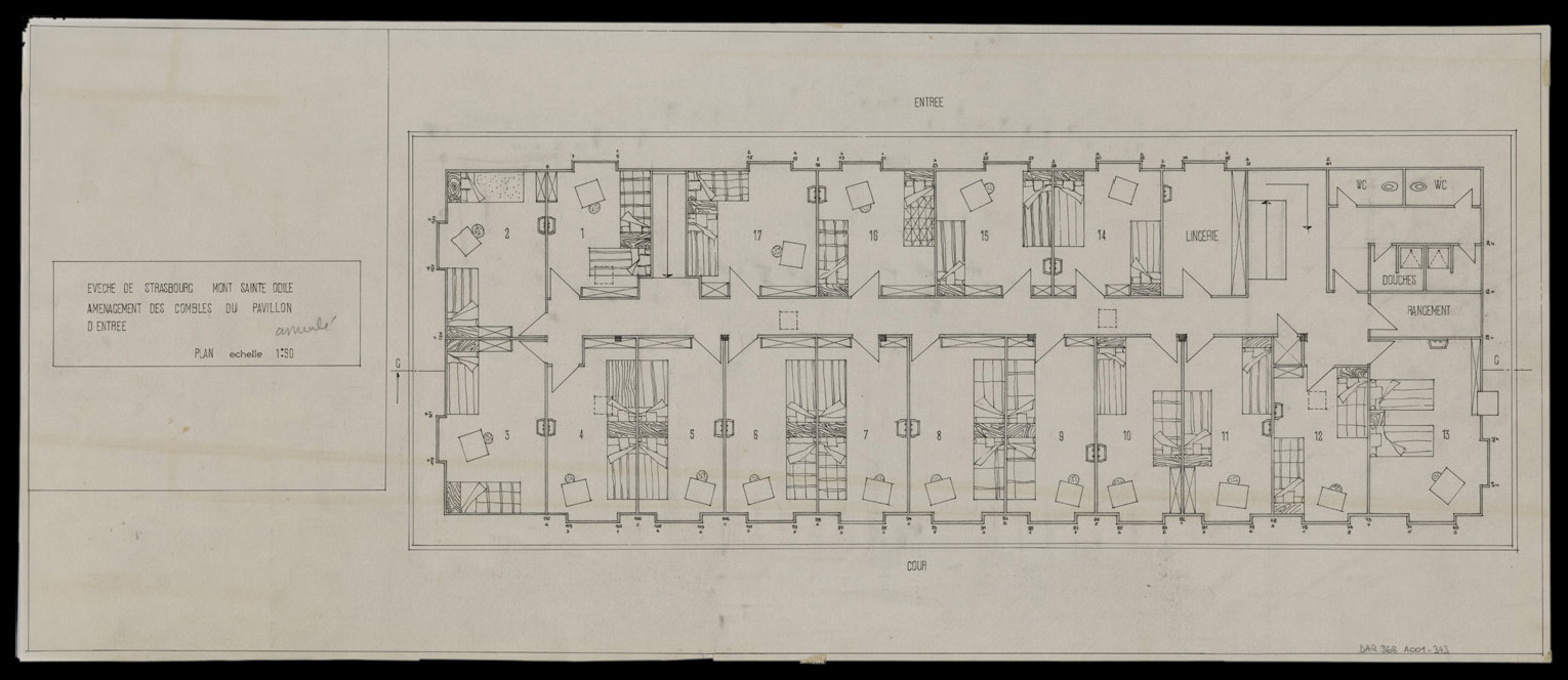 Projet d’aménagement des combles du pavillon d’entrée, plan de masse (variante non retenue).