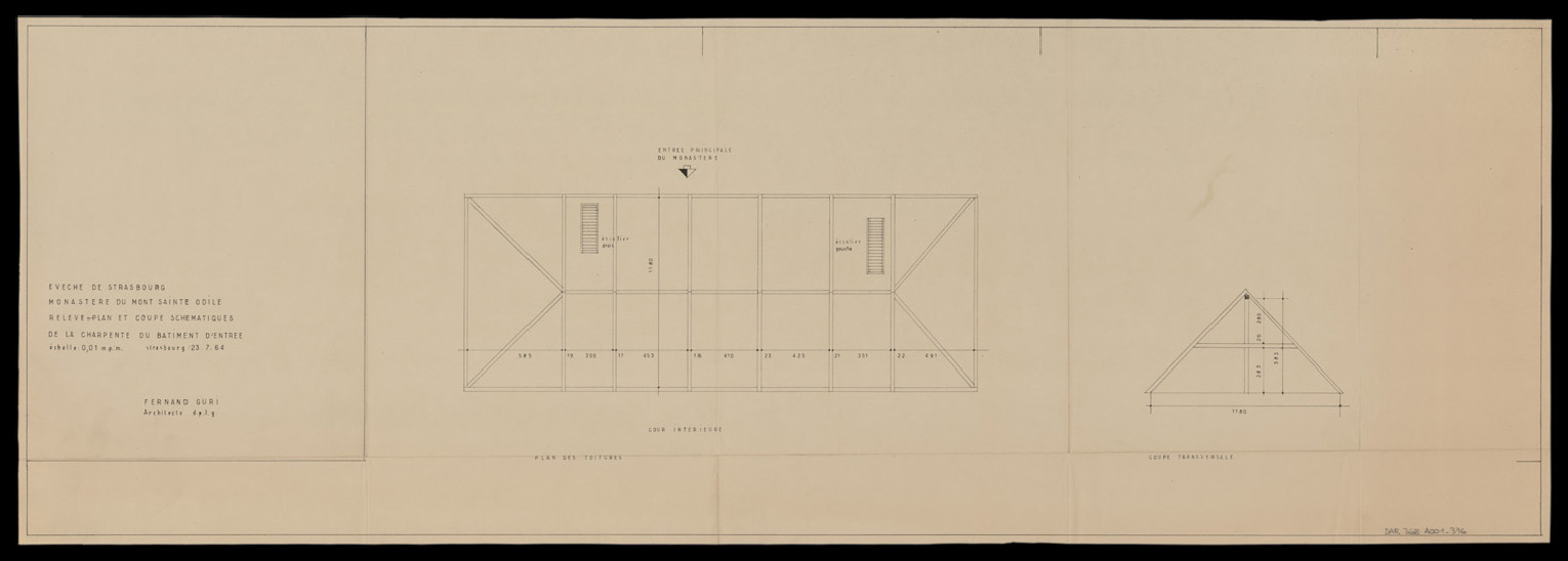 Bâtiment d’entrée, plan et coupe schématique de la charpente.