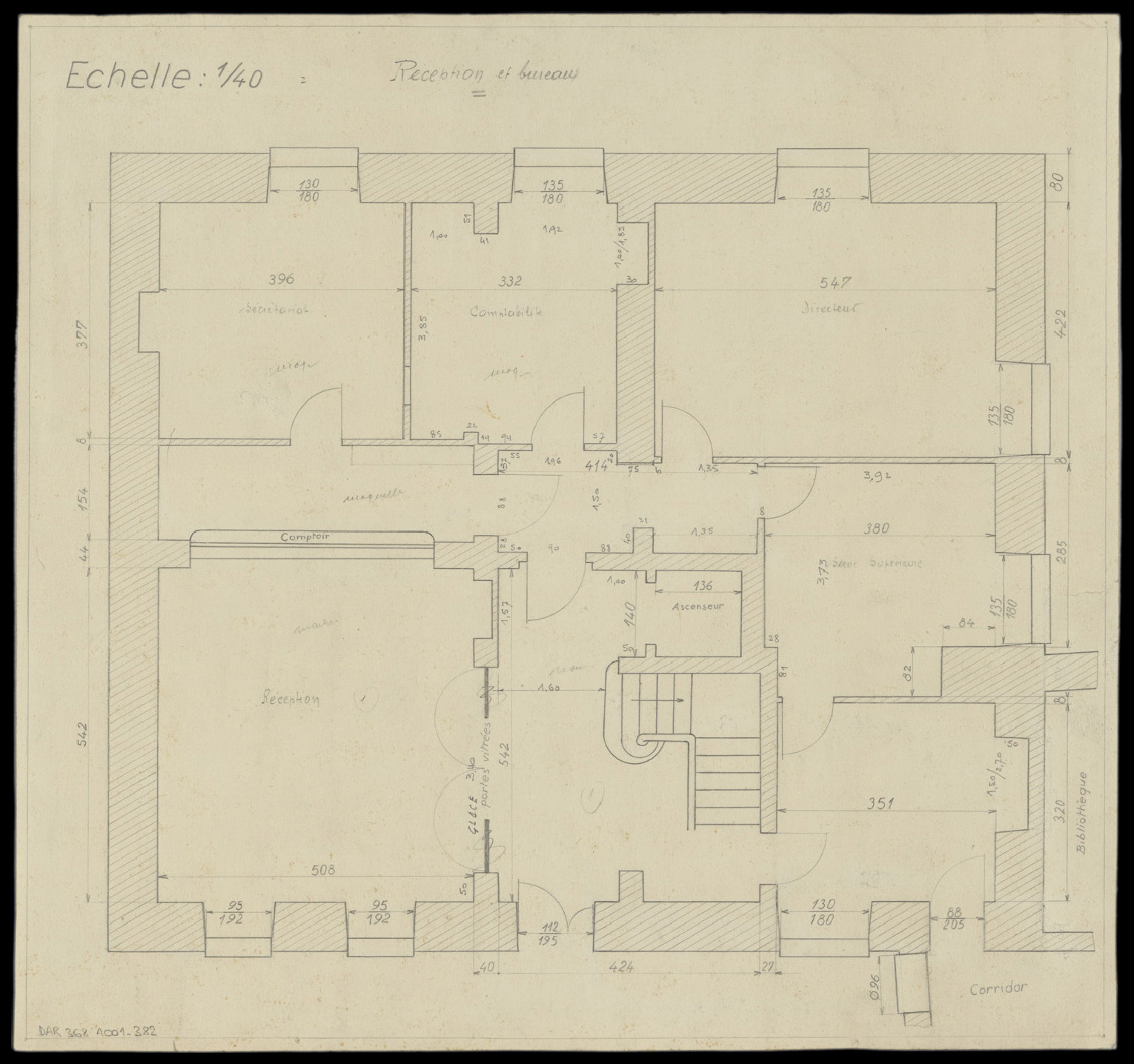 Projet de transformation de l’aile gauche en bureaux, plan de masse du rez-de-chaussée.