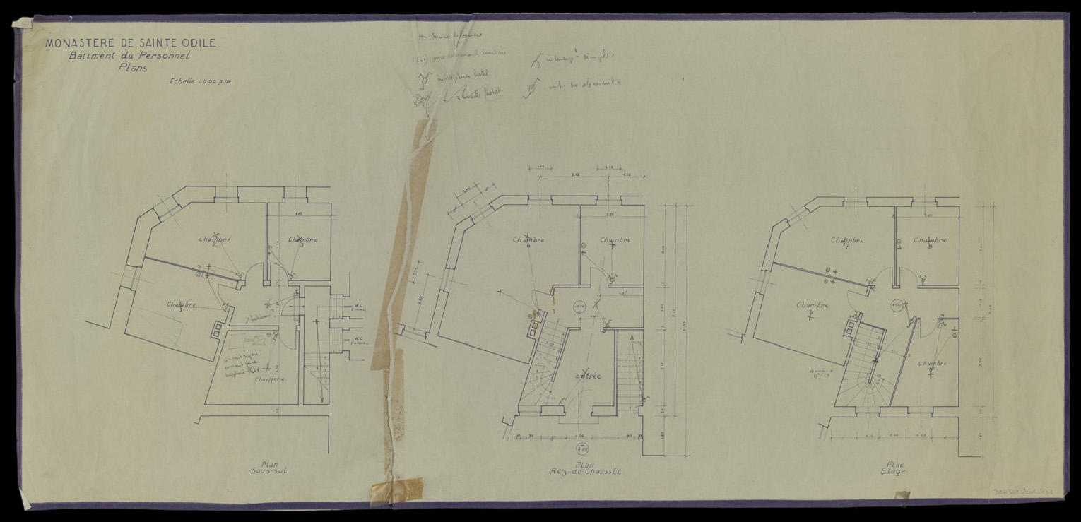 Bâtiment du personnel, plans de masse par niveaux.