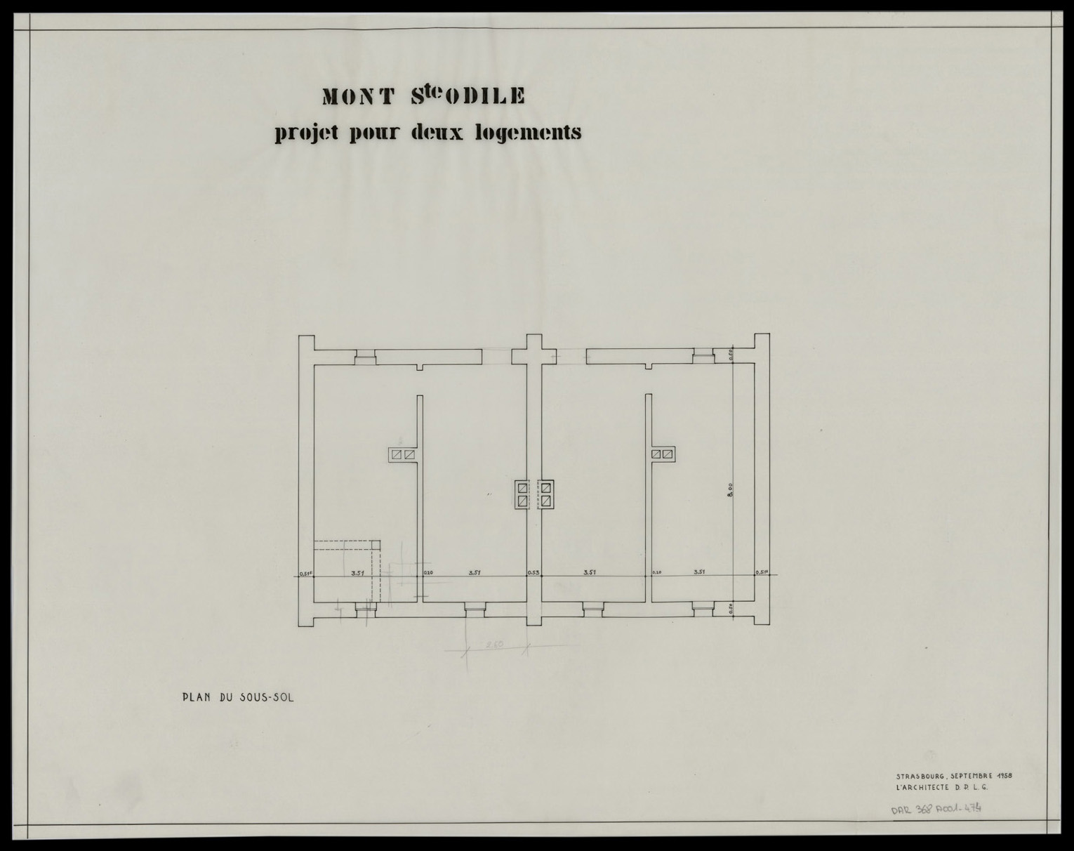 Projet d’une maison à deux logements, plan de masse du sous-sol.