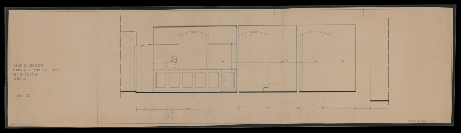 Rez-de-chaussée, coupe intérieure.