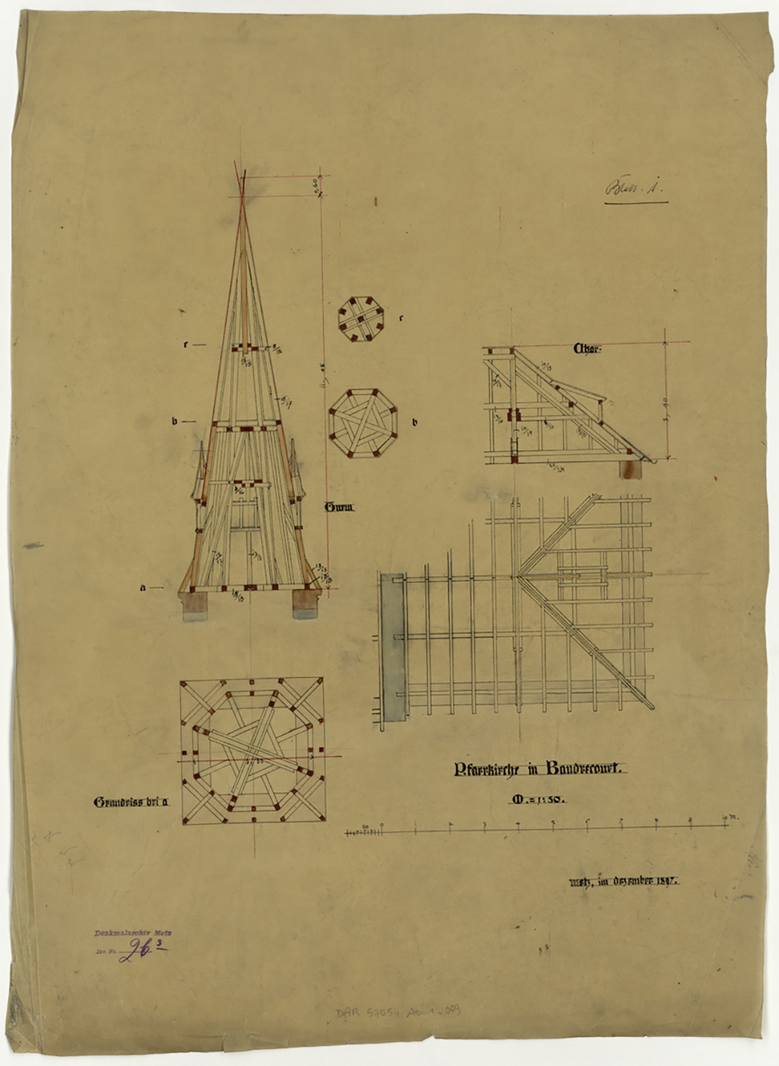 Clocher, coupes sur les charpentes et plans par niveau de la flèche.