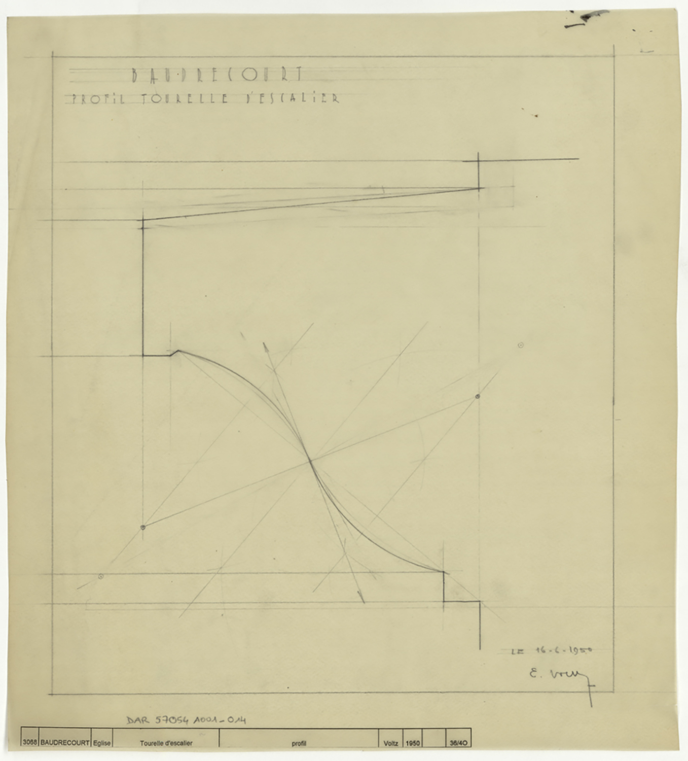 Tourelle d’escalier, profil de modénature.