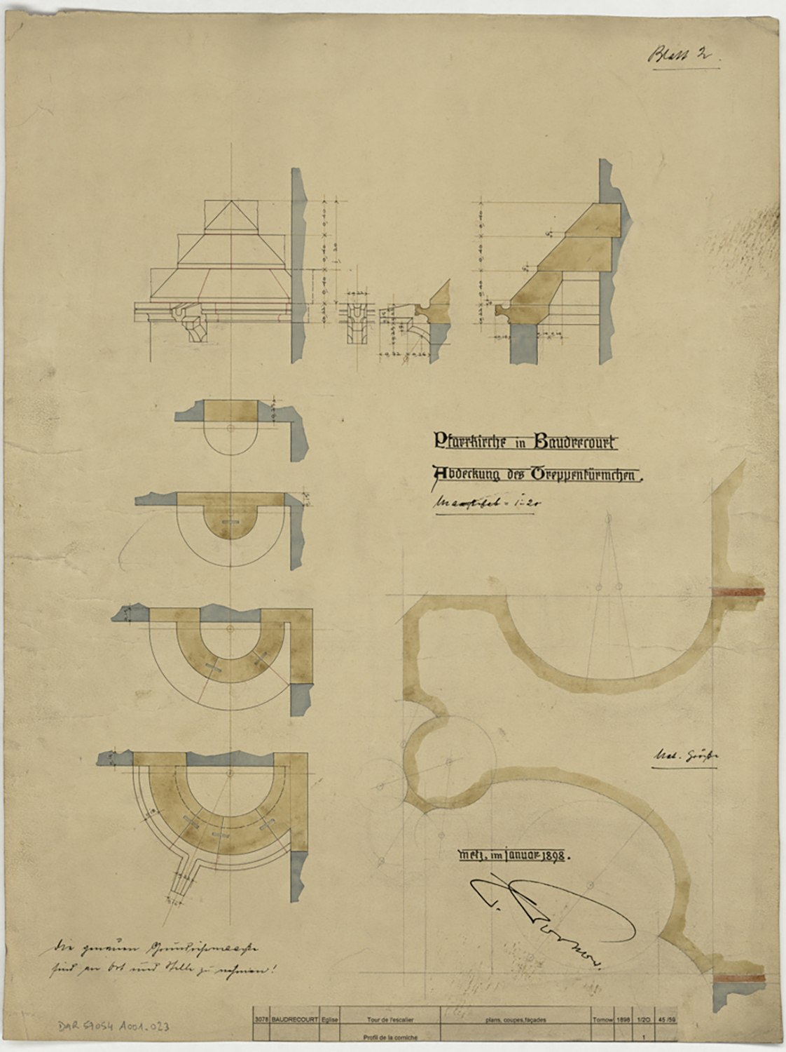 Tour d’escalier, plans, élévation et coupe de la couverture, profil de modénature.