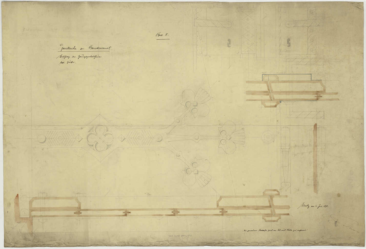 Portail principal, plans, élévations et coupes de la serrure de la porte, détail d’une penture.